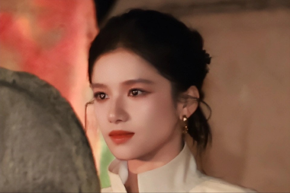 颖儿带老公给妈妈庆生,母女似复制粘贴,月亮身高成亮点