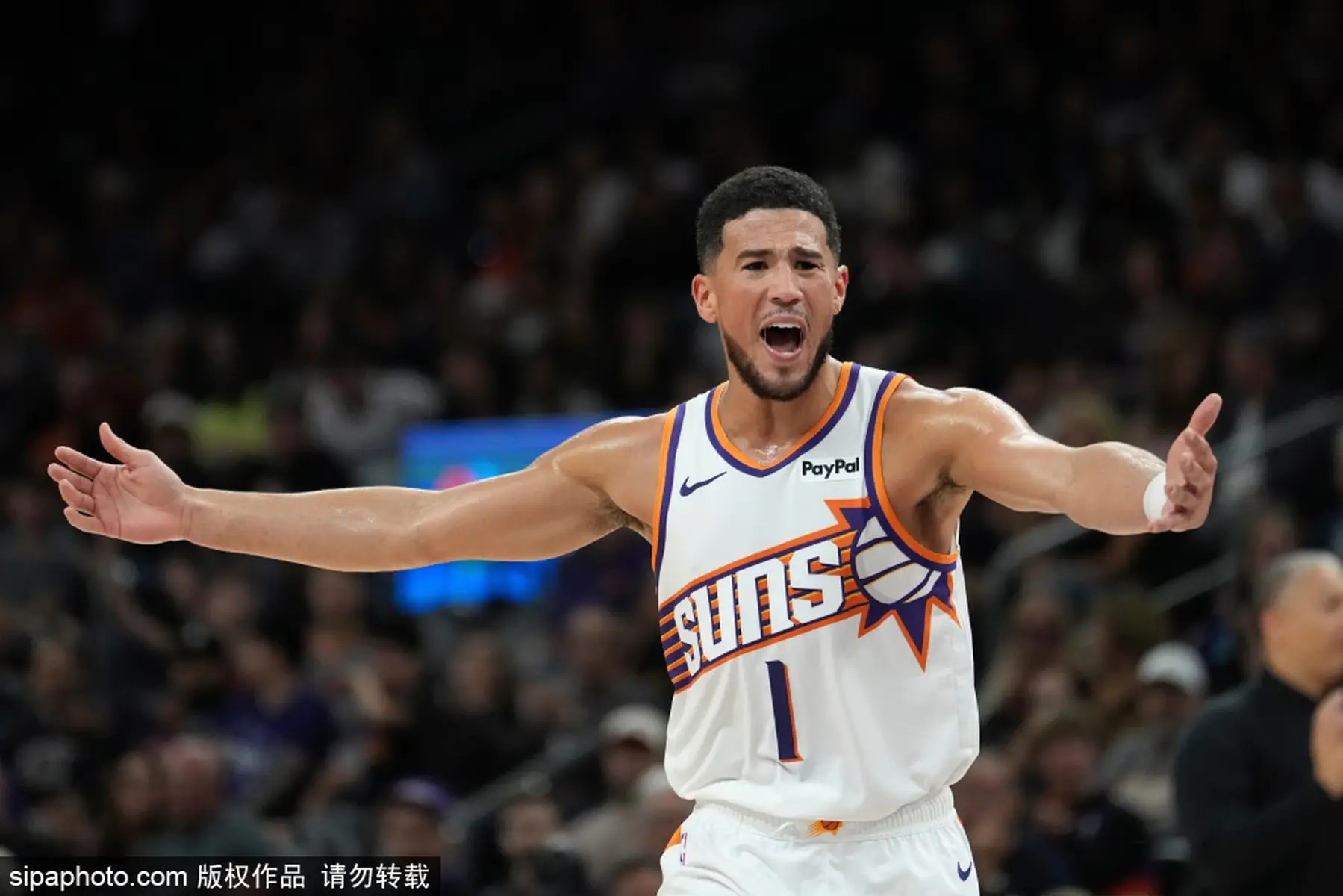 实控人套现，入职仅3个月的“95后”接盘，他以个人名义斥资1.2亿元拿下超5%股份，什么来头？