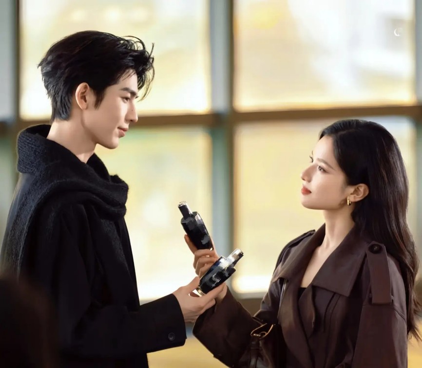 《翠湖》北京首映获满堂彩，张丰毅盛赞细腻，温情故事直抵人心